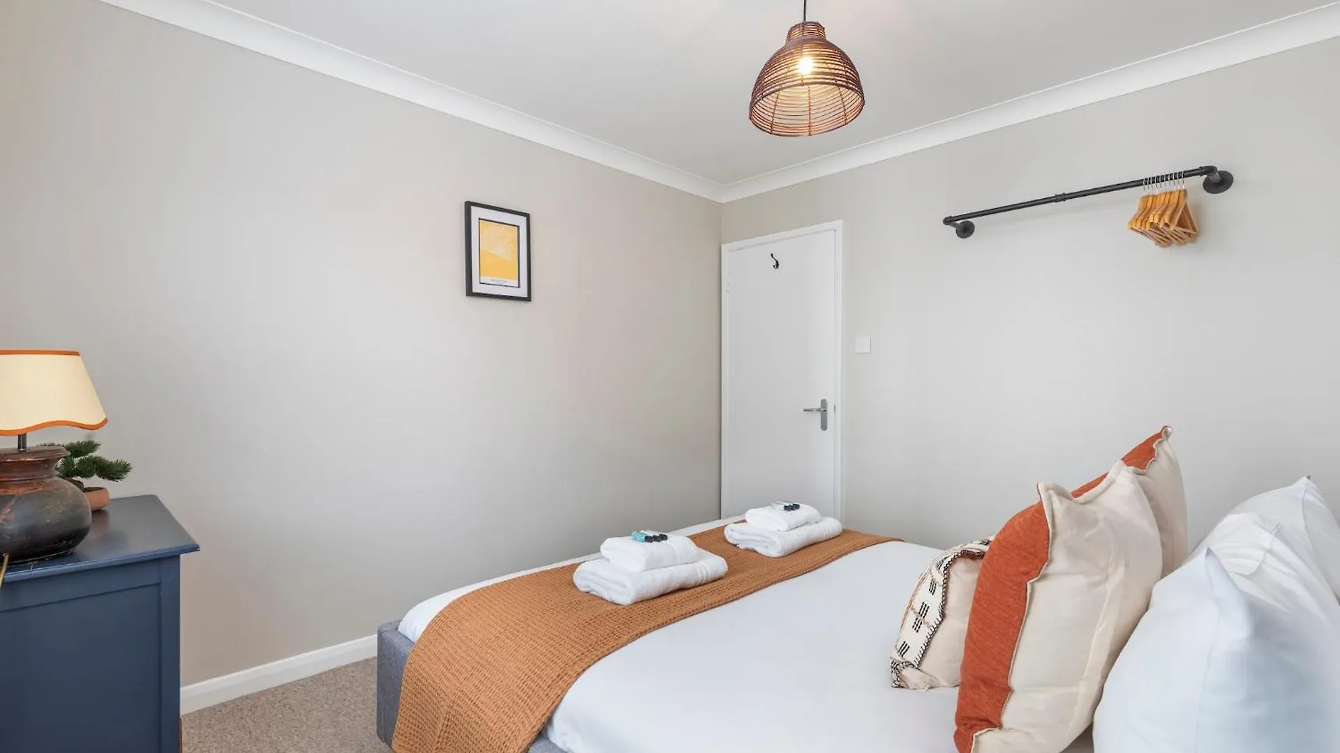 Beautiful 2 Bed Property With Parking By The Sea Brighton 0*,  United Kingdom